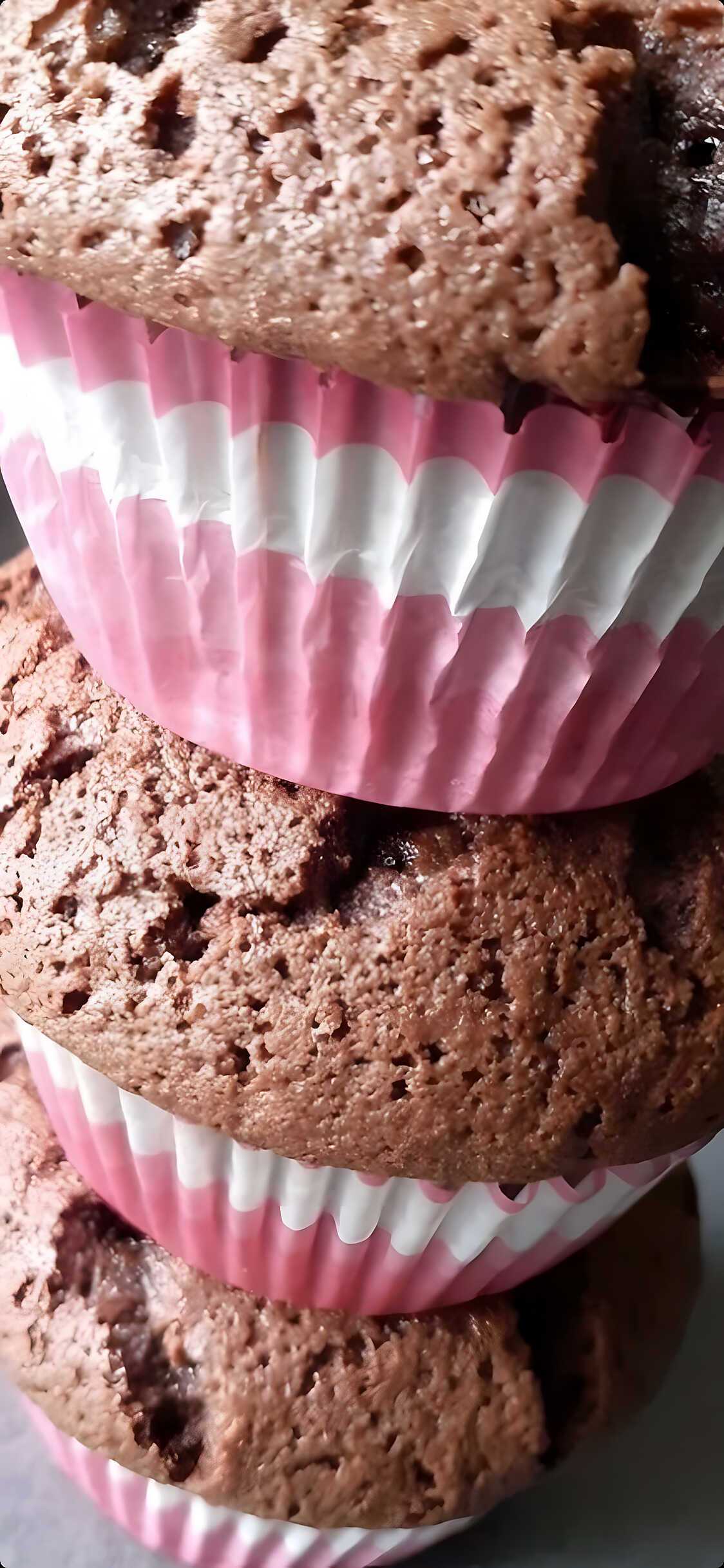 Recette de Muffin au chocolat cœur fondant par Les delices de manel