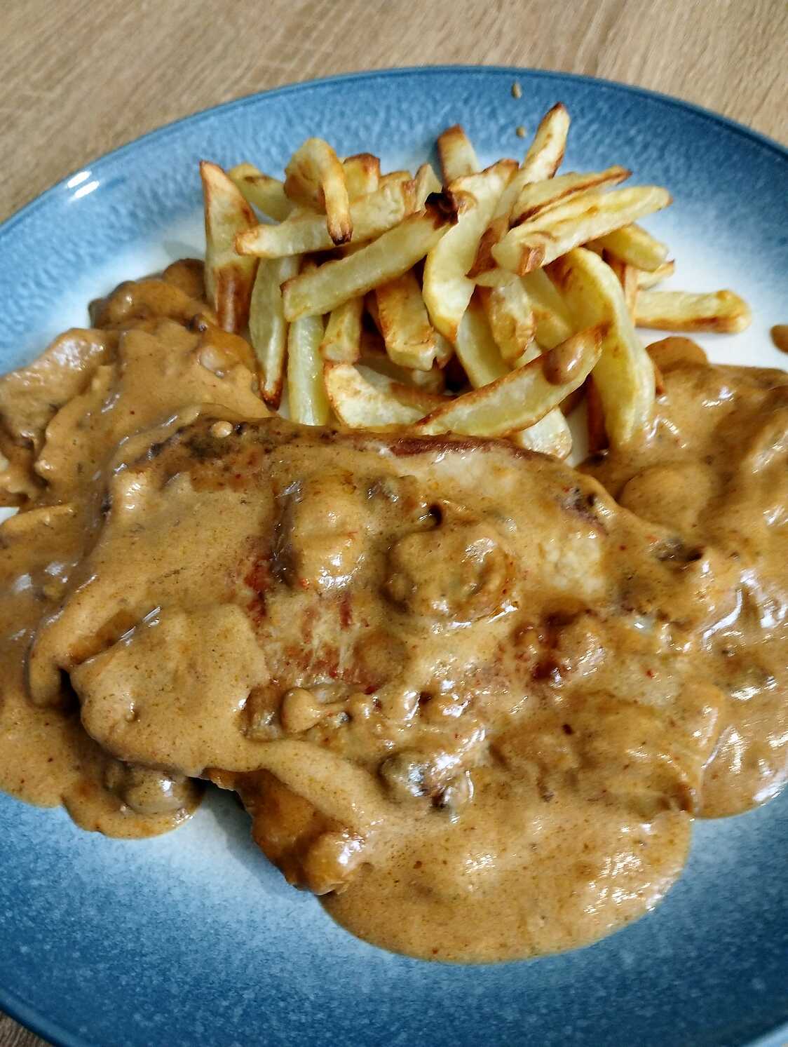 Recette De Cote De Veau Sauce A La Moutarde Au Piment D Espelette Au Cook O