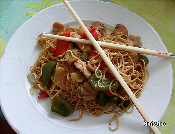 Recette De Nouilles Saut Es Au Porc Et Aux Poivrons