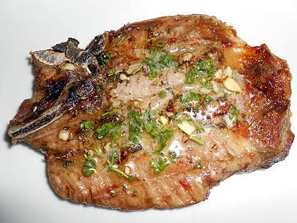 Échine de porc grillee et persillade 430