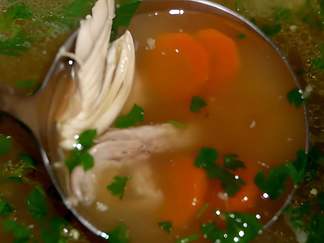 Recette de Bouillon de poulet vermicelles