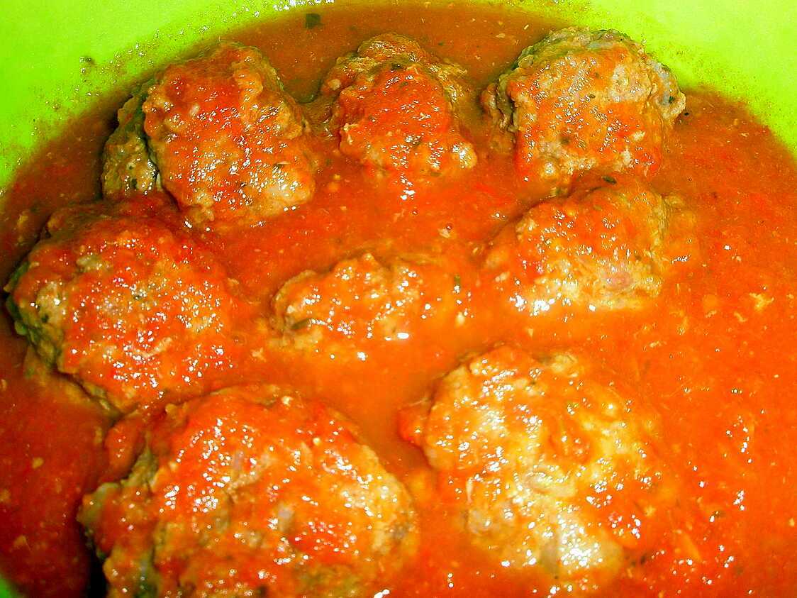 Comment Faire des Spaghetti aux Boulettes de Viande Épicées - Recette dans  la description 