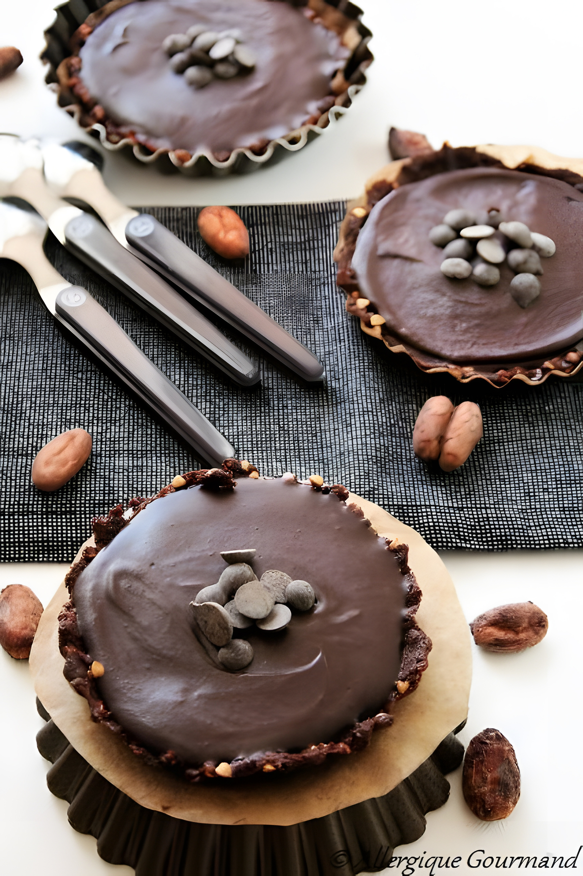 recette Tartelettes au chocolat et sa pâte aux dattes-kasha, Bio, sans gluten, sans oeufs, sans lait