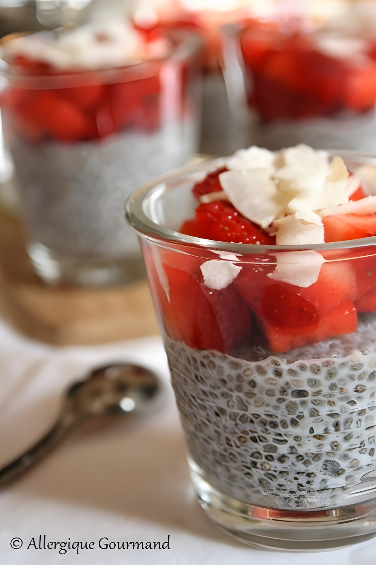 recette Chia pudding coco / menthe / fraises { sans gluten, sans lait, sans oeufs }