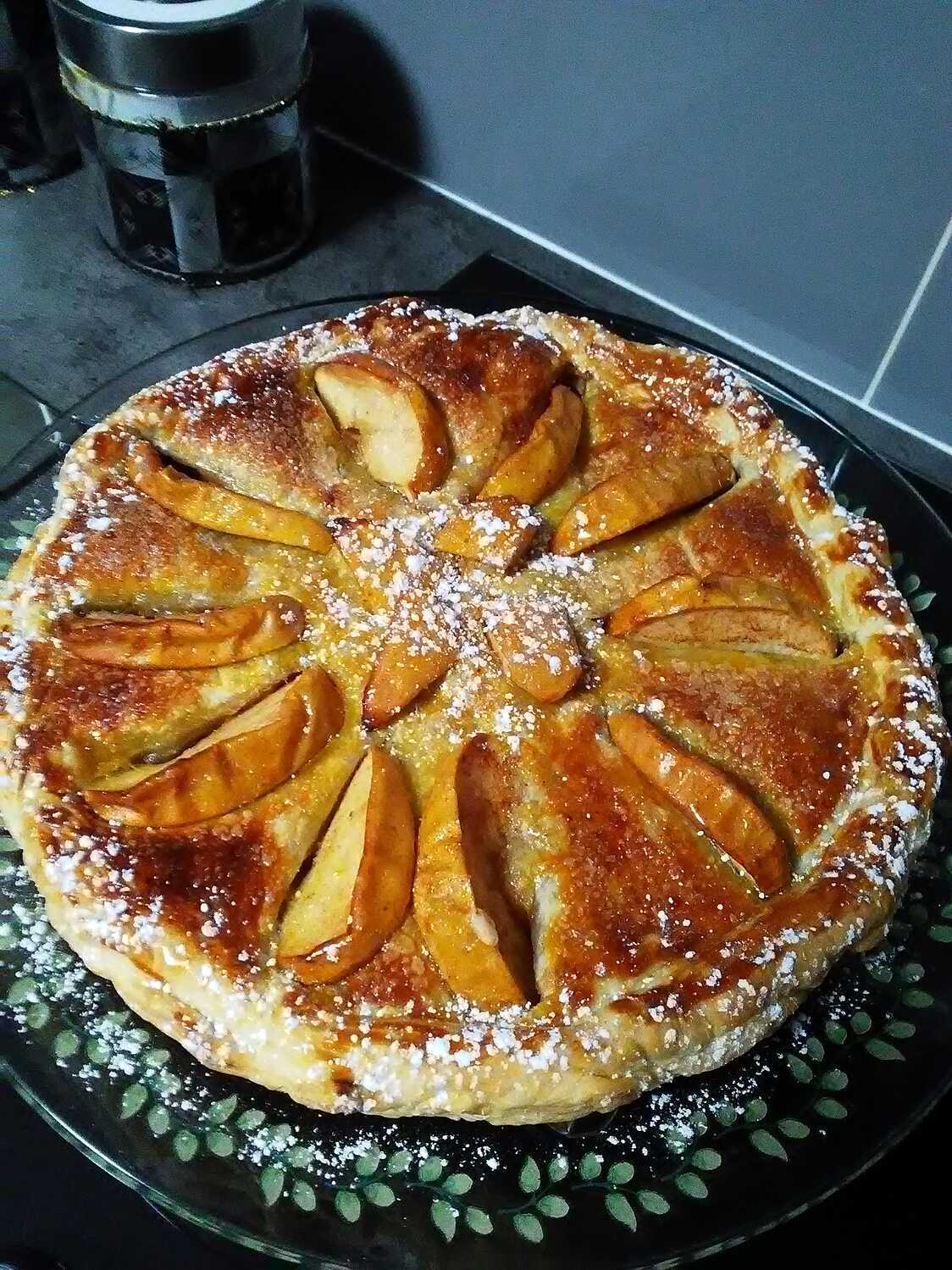 Recette De La Meilleure Mi Tourte Mi Tarte Aux Pommes Poires Et Spéculoos Découvrez Cette