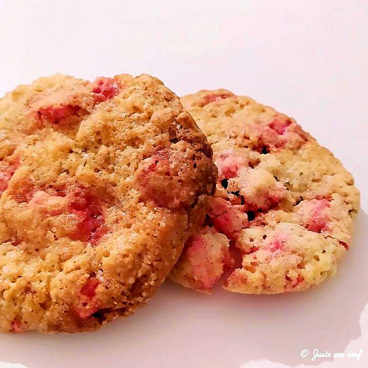 Cookies aux éclats de pralines roses