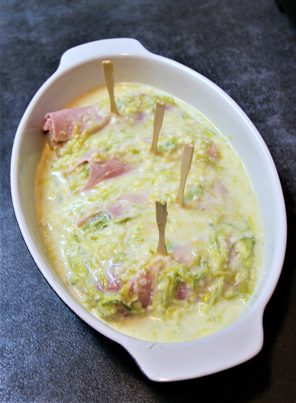 recette POIREAUX AU JAMBON GRATINES