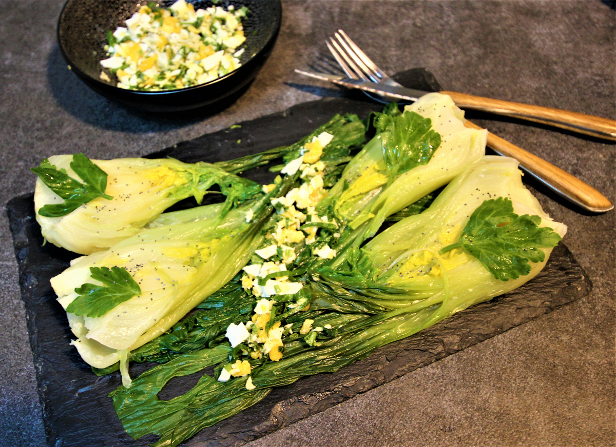 recette PACK CHOY VINAIGRETTE A L'OEUF DUR