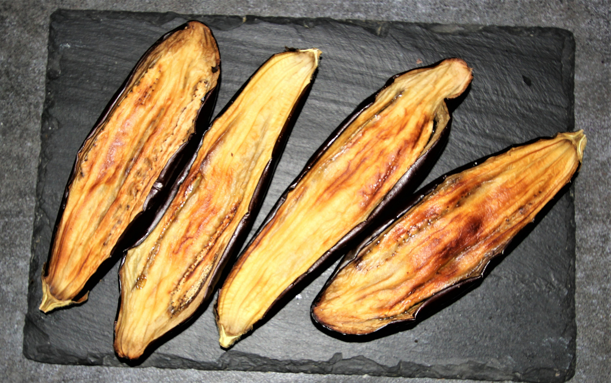 recette AUBERGINES ROTIES AU THON  TOMATE & PARMESAN