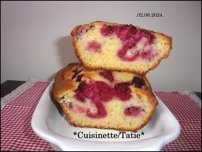 recette Cake aux framboises surgelées.