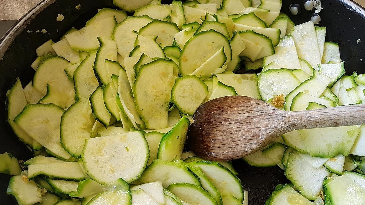 recette Sauté de haricots verts et courgettes à l'ail