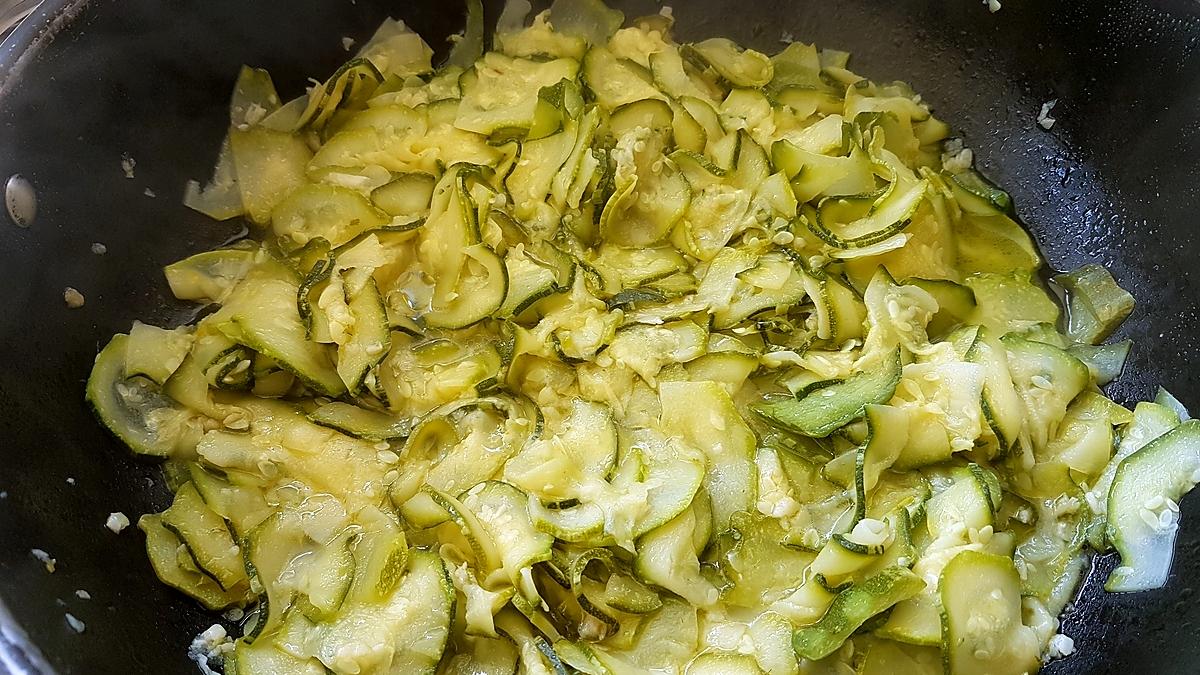 recette Sauté de haricots verts et courgettes à l'ail