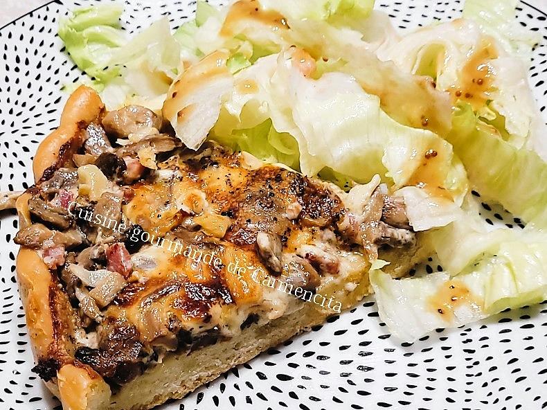 recette Pizza blanche aux champignons de Paris