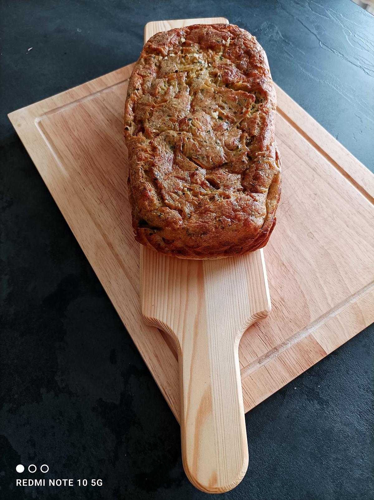 recette CAKE COURGETTES - POMMES DE TERRE - JAMBON à ma façon.