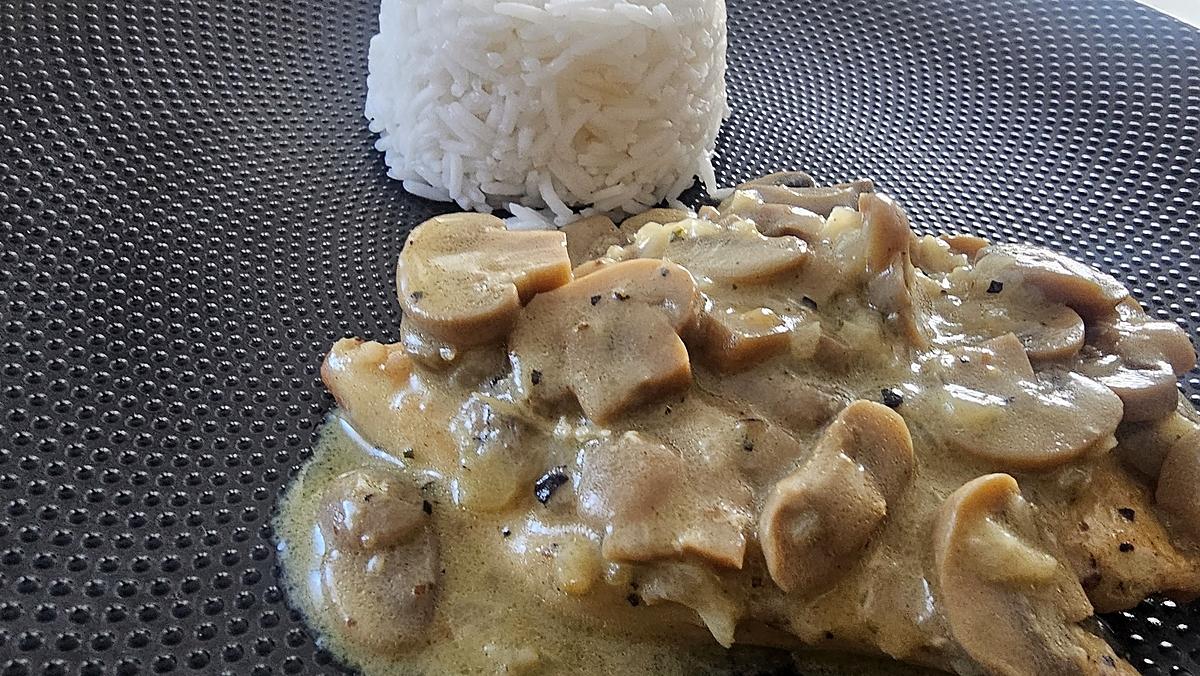 recette Poulet Crémeux à la Moutarde et aux Champignons