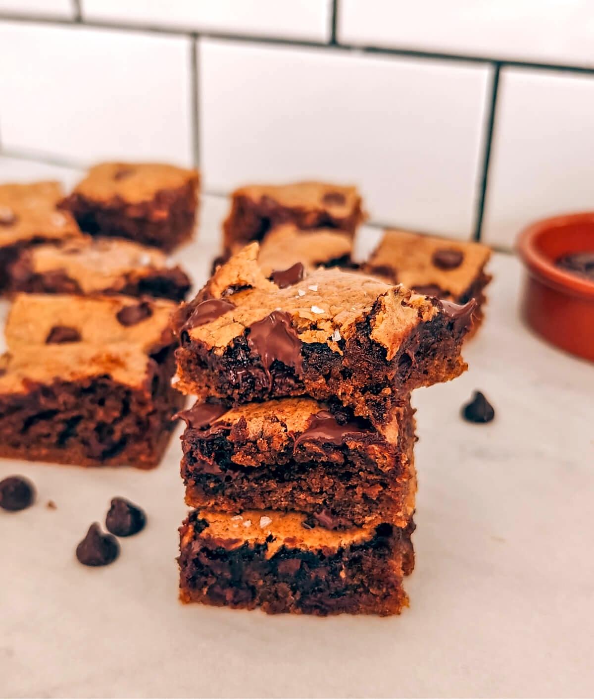 recette Blondies moelleux beurre d'amande et pépites de chocolat