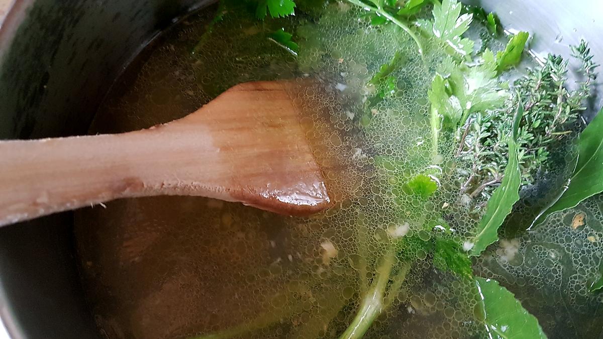 recette Soupe à l'ail de Lautrec, recette traditionnelle.