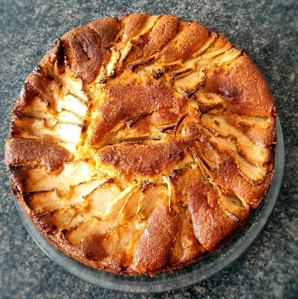 recette Gâteau moelleux aux pommes et crème d'amande