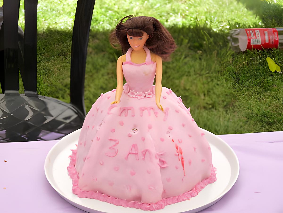 Gâteau Barbie 💕🎀👙☀️🏖️👙🌊 #gateaubarbie #gâteaubarbie