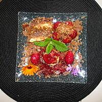 recette assiette dessert   fraises, compote fraises rhubarbe,,;;gateau mamyloula   croquant et fondant