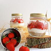 recette Petits cheesecakes chèvre frais & fraises en bocal { sans cuisson, sans gluten }