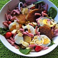 recette Salade fraîcheur aux pousses d'épinards,râpé de jambon et pommes sautées