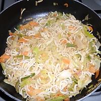 recette wok de légumes aux nouilles chinoise