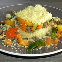 recette Timbale de couscous au haché de boeuf et ses légumes multicolores