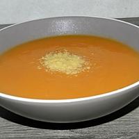 recette Potage aux carottes-potiron avec ses épices et son st Morêt