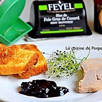 recette Foie gras accompagné de confiture de cerises à l'ail noir