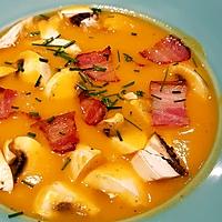 recette Soupe potimarron, patate douce, châtaignes, champignons et crispy de lard
