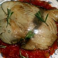 recette Tranche de thon sauce tomates pimentée