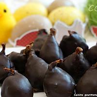 recette Mini figues sèches farcies aux noix et enrobées de chocolat