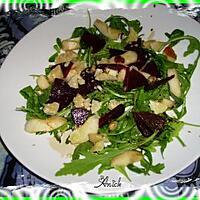 recette salade roquette-betterave -parmesan aux poires et noisettes