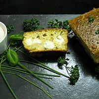 recette Cake à la feta et aux herbes fraîches et sa chantilly de jambon blanc