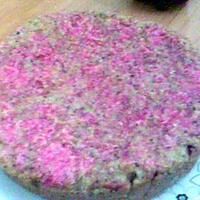 recette Gateau de pain aux noisettes décoré de sucre coloré rouge!