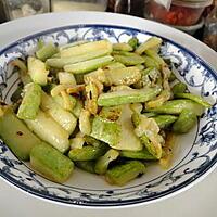 recette Courgettes sautées à l'ail (plat chinois)