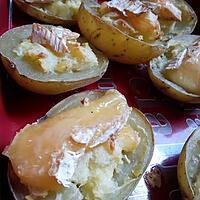 recette Pommes de terre farcies au coulommiers